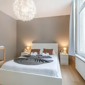 Cozy Nearby The Of Oostende